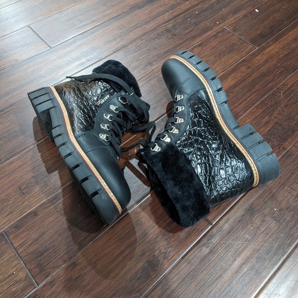 Oscar Sport black leather lace up winter boots - Picture 4 of 9